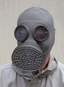 225px-1930s_gas_mask.jpg