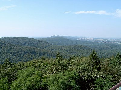 Rigardo de Hermannsdenkmal nordokcidenten trans Teutoburger Wald