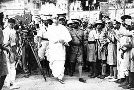 Bose arriving at the AICC meeting in 1939