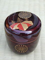 Te-æske bruges i japansk teceremoni