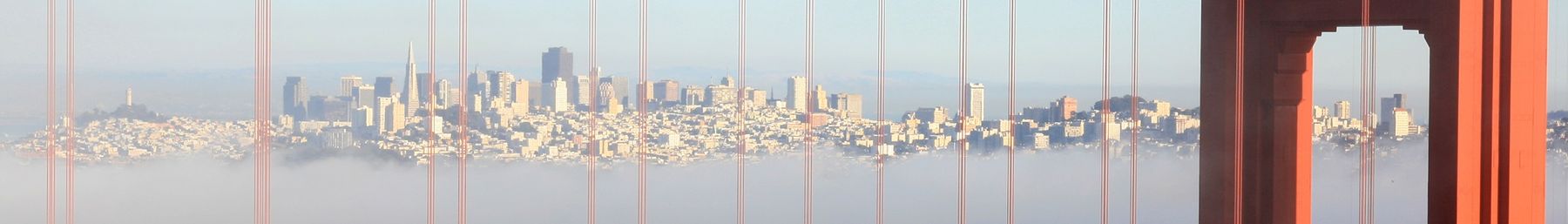 San Francisco dilihat melalui Jembatan Golden Gate