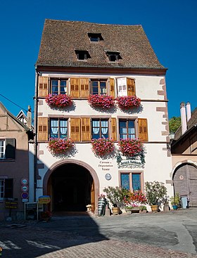 Image illustrative de l’article Maison au 9, place de la Mairie à Gueberschwihr