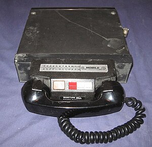 English: A mobile radio telephone.