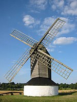 http://upload.wikimedia.org/wikipedia/commons/thumb/0/0b/Pitstone-windmill.600px.jpg/150px-Pitstone-windmill.600px.jpg