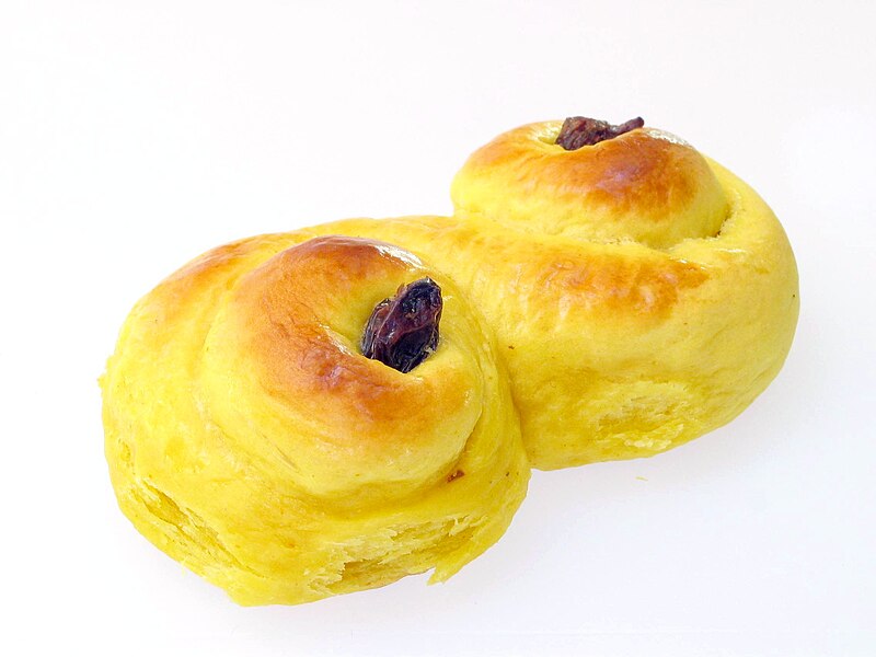 File:Saffron bun 20051213 001.jpg