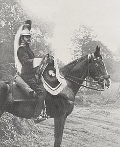Version d'avril 1912 du projet non finalisé de tenue de cavalerie pour l'armée française