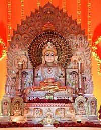 Parsvanatha founded Jain vegetarianism in 9th century BCE, which is widely considered to be the strictest and most comprehensive form of vegetarianism. Tirthankar Parshvanath Bhagwan.jpg