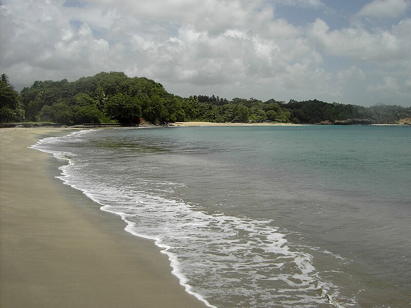 File:Woodford Hill Bay (Dominica).jpg