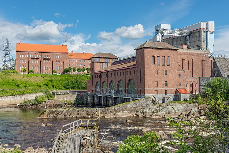 Гидроэлектростанция в Эльвкарлебю[швед.] (Швеция)