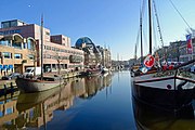 Oostzijde Willemskade vanaf de Prins Hendrikbrug