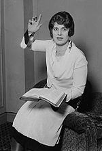 Miniatura para Aimee Semple McPherson