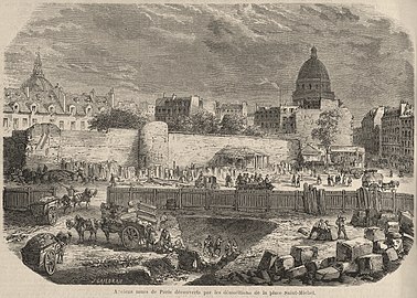 Anciens murs de Paris découverts par les démolitions de l'ancienne place Saint-Michel vers 1860.