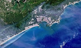 Baixada Santista from space.jpg