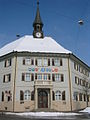 Das Rathaus der Stadt Bonndorf mit den Wappen aller Ortsteile
