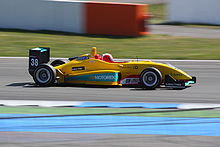 Description de l'image Formel3 Mercedes Zeller 2010 amk.jpg.