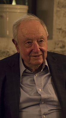 Lord Lester talking at a Lambeth Liberal Democrats meeting