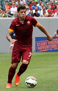 Juan Iturbe AS Roma (cropped).jpg