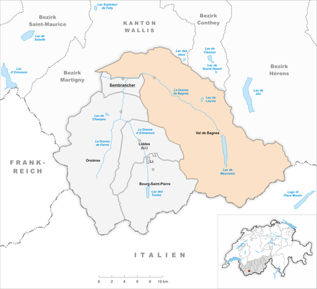 Carte du val de Bagnes (en orange) et du val d'Entremont (en gris). Le village à l'est de Sembrancher est celui de Le Châble. Le village de Mauvoisin se trouve juste au nord de l'actuel lac de Mauvoisin.