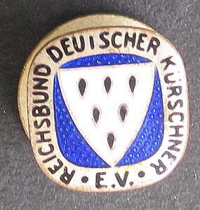 Ansteckknopf des Reichsbundes deutscher Kürschner e. V.