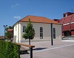 המבנה המשוקם של בית הכנסת בלנדאווה המשמש כמרכז תרבות ומוזיאון (2010)