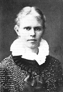 Siri von Essen 1880.jpg