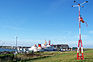 Blick vom Hubschrauberlandeplatz auf den Hafen