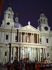 http://upload.wikimedia.org/wikipedia/commons/thumb/0/0c/St_Pauls_Cathedral_at_night.jpg/180px-St_Pauls_Cathedral_at_night.jpg