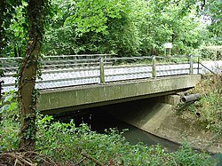 Tinsley Bridge, over the Gatwick Stream, Tinsley Green, Crawley, West Sussex - geograph.org.uk - 28596.jpg