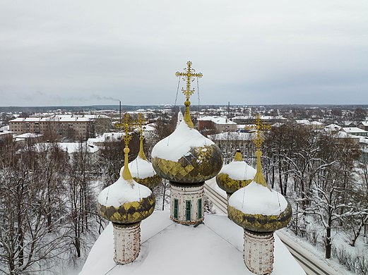 223. Купола собора Рождества Богородицы, Устюжна Автор — Красный