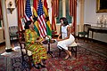 Ernestina Mills, die First Lady von Ghana und Michelle Obama, die First Lady der USA, in Washington, D.C. am 8. März 2012