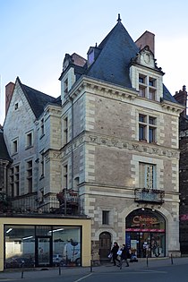 Hôtel de Thévalle - Angers - 20110119.jpg