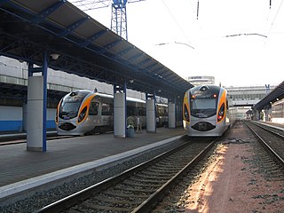 HRCS2-004 и 002 на станции Киев-Пассажирский
