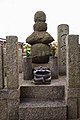 京都府木津川市にも和泉式部のものと伝えられる墓がある
