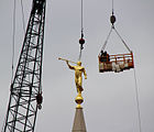 Installation of Angel Moroni statue March 24, 2011