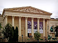 Narodni muzej (1837—1847) je dizajnirao Mihalj Polak.