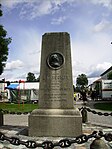 Monument över Gustaf Adolf von Siegroth vid Stadshuset i Malmköping.