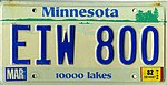 Номерной знак Миннесоты 1982 года - EIW 800.jpg
