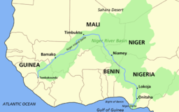 Peta Sungai Niger, dan Lembangan Sungai Niger ditunjukkan dalam warna hijau