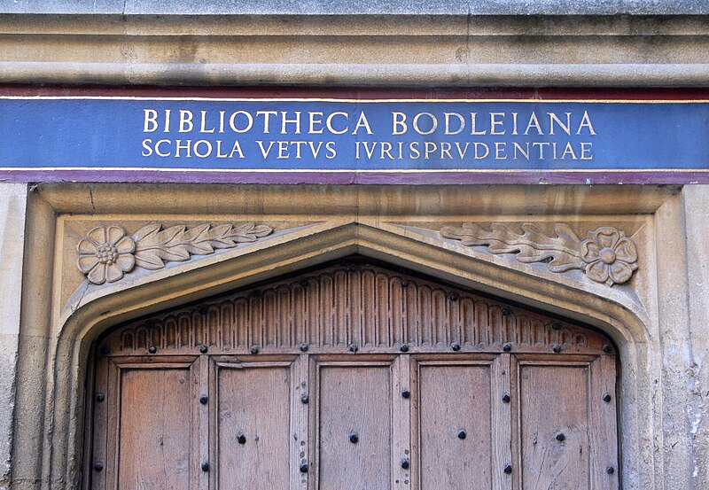 25 of the World’s Coolest Libraries: Bodleian Library