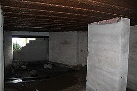 Intérieur d'un bunker.