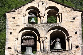 Les cloches du clocher-mur.