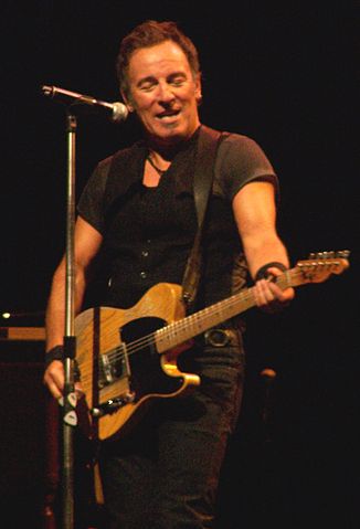 326px-Springsteen_with_Telecaster_cropped.jpg