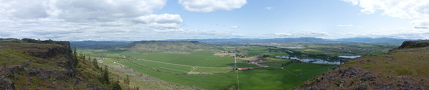 View looking east from Lower Table Rock