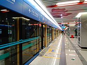 往航天新城站站台（2018年12月）