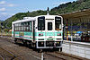 信楽駅に停車する信楽高原鉄道SKR200形（2007年）