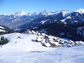 Vue aérienne de la station.