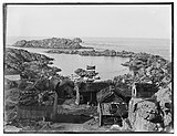 Foto eines alten Fischerdorfs in schwarz-weiß