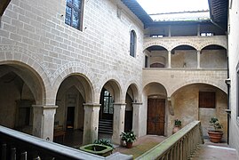 III Castello di Montegufoni, Italy 4 (2).jpg