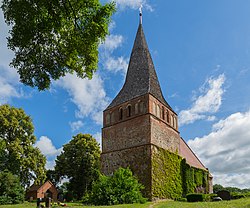 74. Platz: J.-H. Janßen mit Dorfkirche Kittendorf