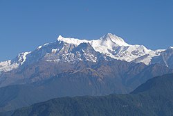 Annapurna IV (vrchol vlevo)